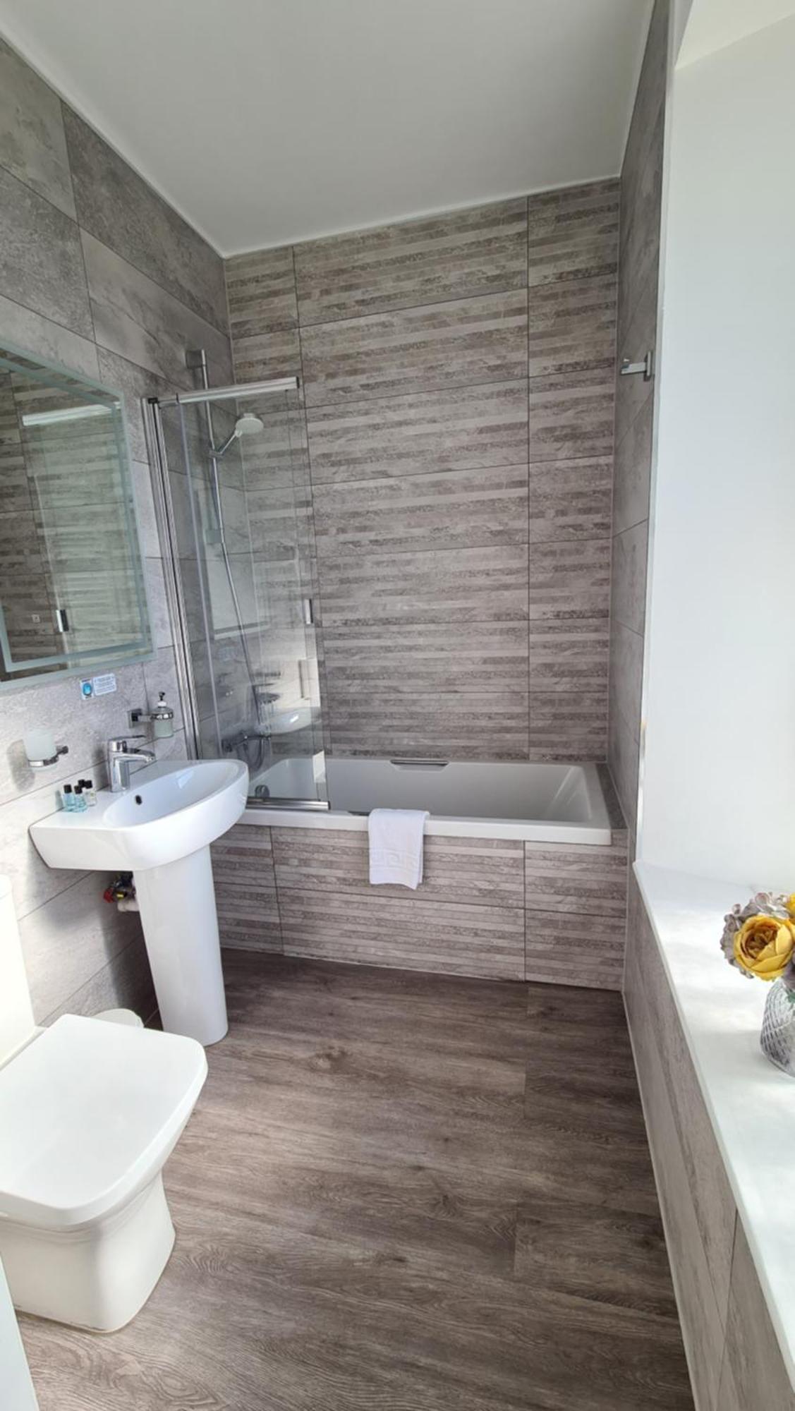 The Torland - Paignton Seafront - Free Parking, All Rooms En-Suite Экстерьер фото
