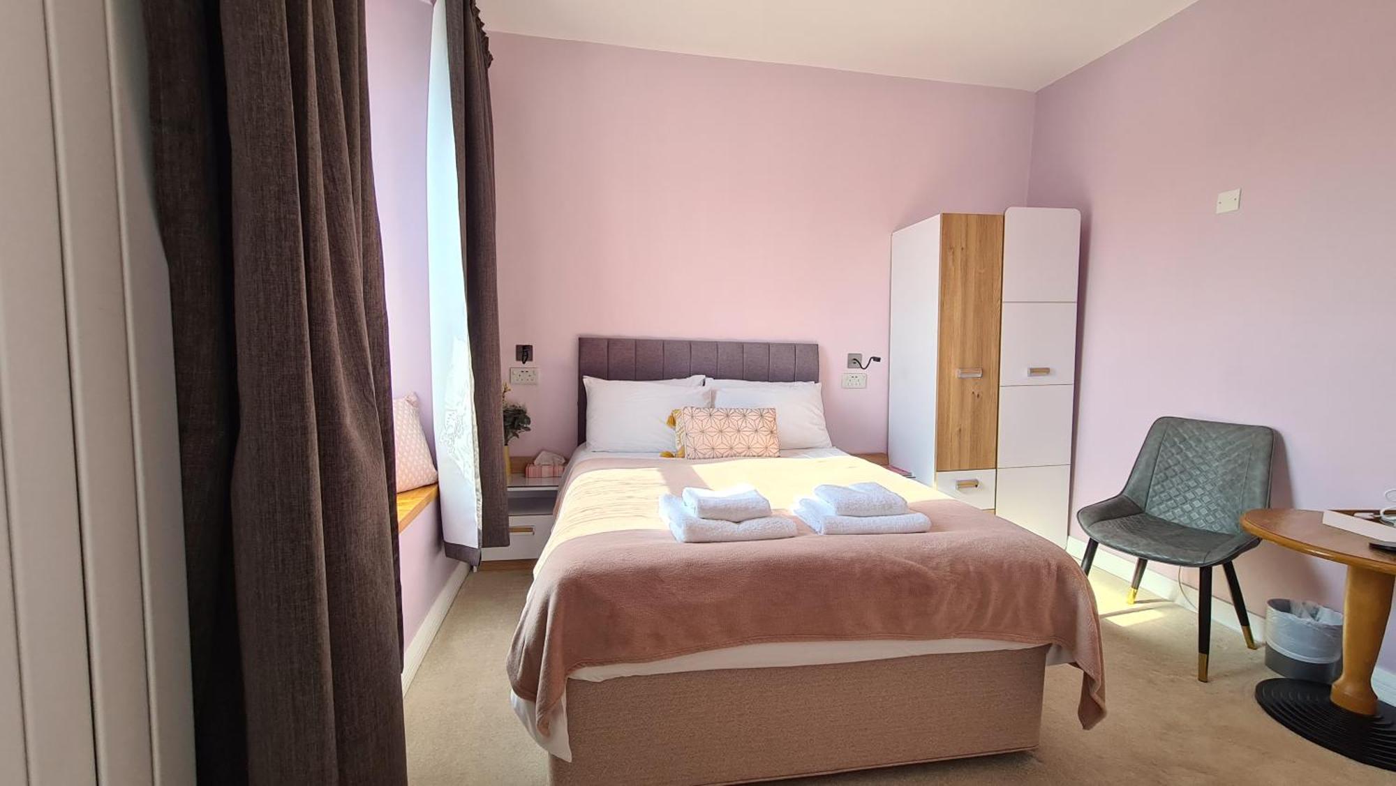 The Torland - Paignton Seafront - Free Parking, All Rooms En-Suite Экстерьер фото