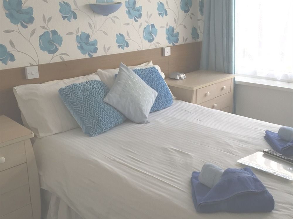 The Torland - Paignton Seafront - Free Parking, All Rooms En-Suite Экстерьер фото