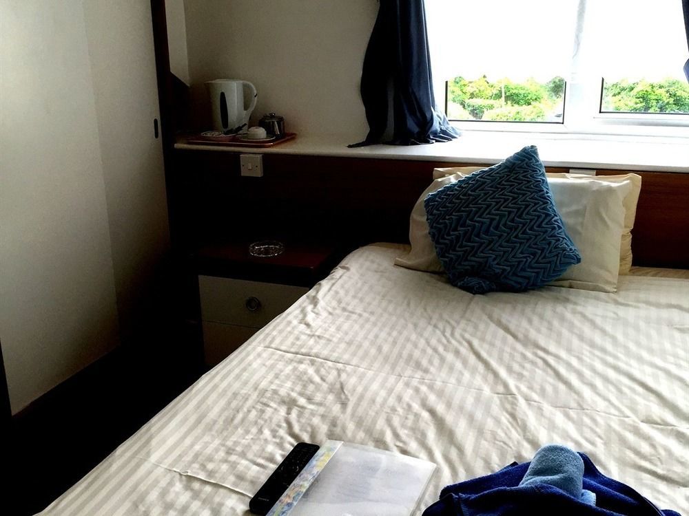 The Torland - Paignton Seafront - Free Parking, All Rooms En-Suite Экстерьер фото