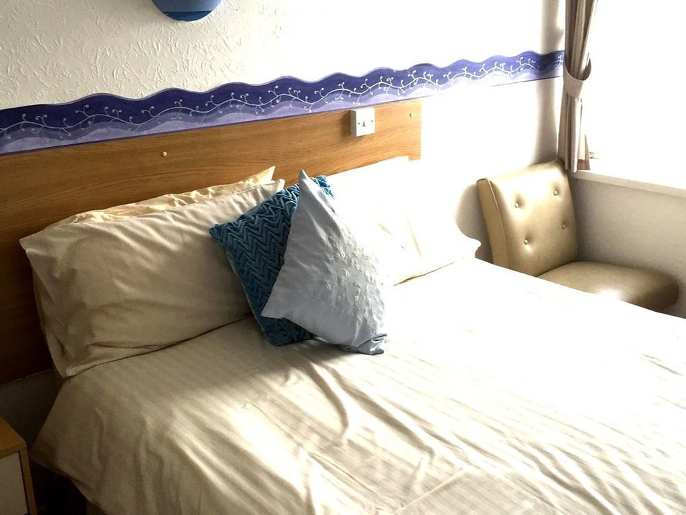 The Torland - Paignton Seafront - Free Parking, All Rooms En-Suite Экстерьер фото
